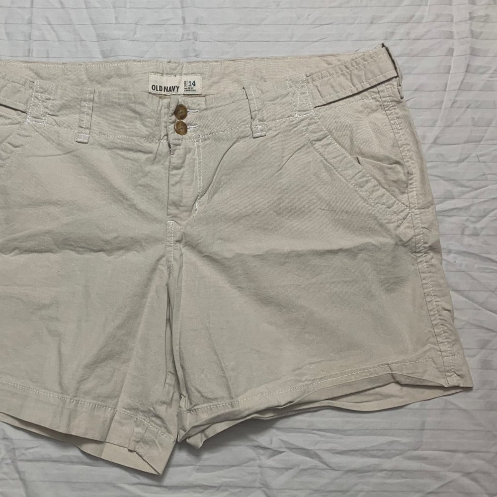 🌹 OLD NAVY WOMENS SHORTS SIZE 14 🌹 - Picture 3 of 7
